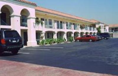 фото отеля Cali Inn
