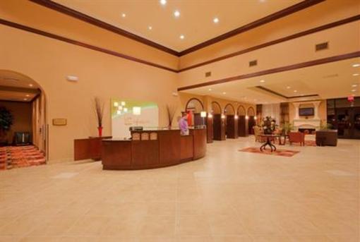 фото отеля Holiday Inn Pensacola-North Davis Highway