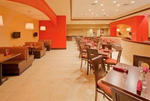 фото отеля Holiday Inn Pensacola-North Davis Highway