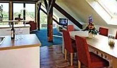 фото отеля Hotel Zur Krone Zentendorf