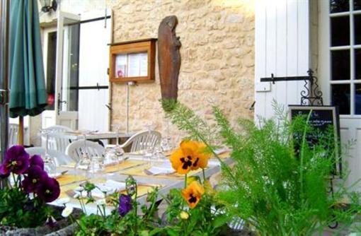 фото отеля Auberge Lou Peyrol