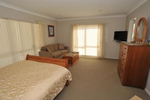 фото отеля Beachside Bed & Breakfast