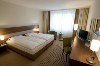 фото отеля Holiday Inn Berlin City East