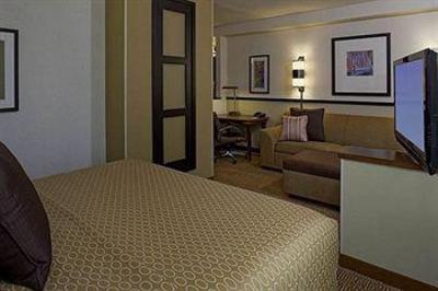 фото отеля Hyatt Place Fort Lauderdale Airport South