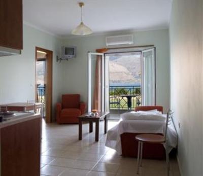 фото отеля Lazaratos Hotel Lixouri