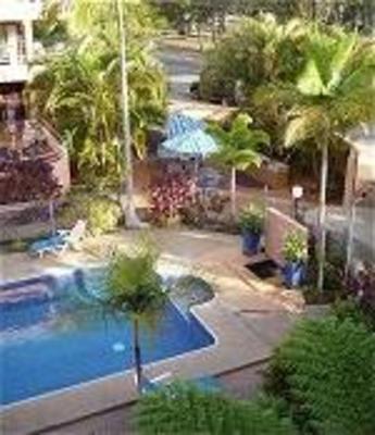 фото отеля Placid Waters Holiday Apartments Bribie Island