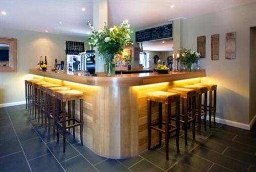 фото отеля Crouchers Country Hotel & Restaurant