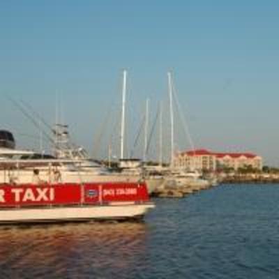 фото отеля Charleston Harbor Resort & Marina