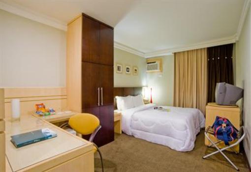 фото отеля Hotel Executive Pinhais