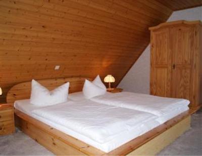 фото отеля Ferienhaus Kress Rugen