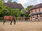 фото отеля Oak Tree Farm