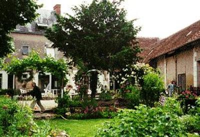 фото отеля Logis Auberge Du Capucin Gourmand