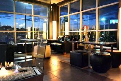 фото отеля Times Hotel & Suites