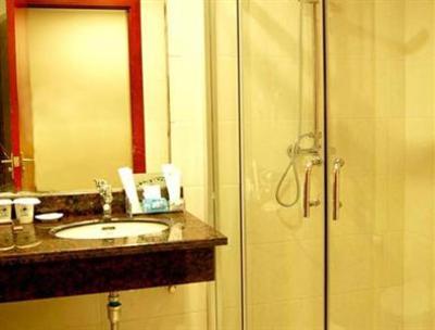 фото отеля Green Tree Inn Shaoxing Xinchang Dafou Express Hotel
