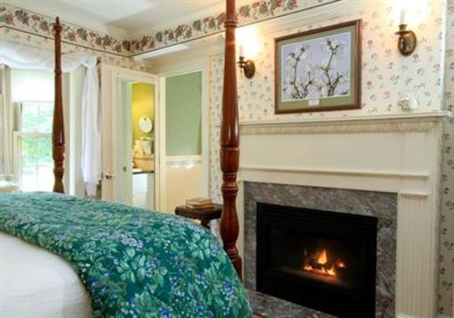 фото отеля 1802 House Bed and Breakfast Inn