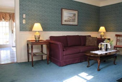 фото отеля 1802 House Bed and Breakfast Inn