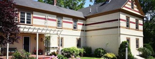 фото отеля 1802 House Bed and Breakfast Inn