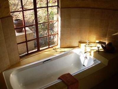 фото отеля Shikwari Luxury Bush Lodge