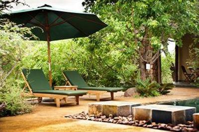 фото отеля Shikwari Luxury Bush Lodge