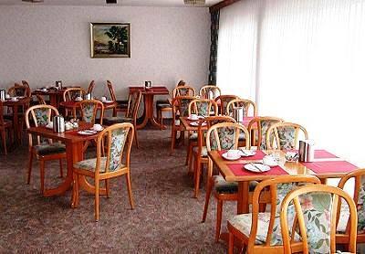 фото отеля Hotel am Sportpark