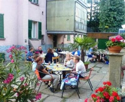 фото отеля Girasole Guest House Airolo