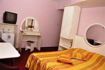 фото отеля Hotel Carmen Pitesti