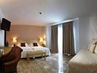 фото отеля Hostel Dona Lola Marina