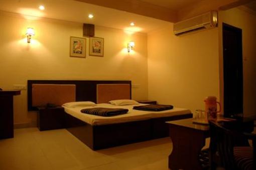 фото отеля Hotel Golden Inn Jaipur