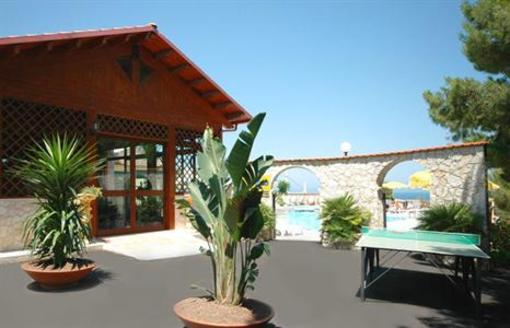 фото отеля Villaggio Mascia Hotel Vieste