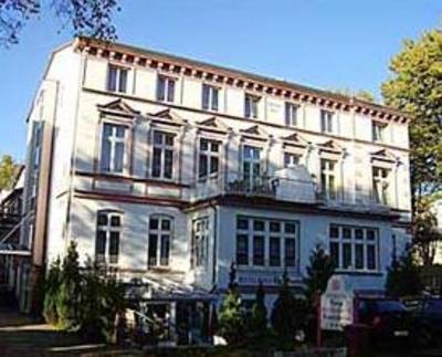 фото отеля Hotel Pension Katy Haus Troja