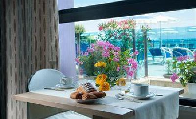 фото отеля Lungomare Hotel Cesenatico