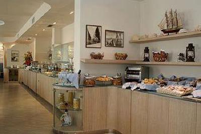 фото отеля Lungomare Hotel Cesenatico