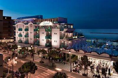 фото отеля Lungomare Hotel Cesenatico