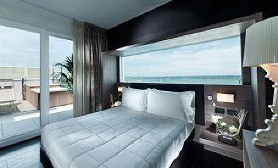 фото отеля Lungomare Hotel Cesenatico