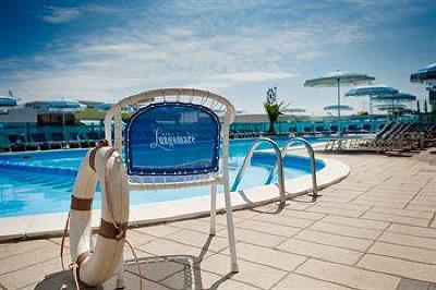 фото отеля Lungomare Hotel Cesenatico