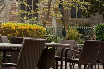 фото отеля Innkeeper's Lodge Stratford-upon-Avon Wellesbourne