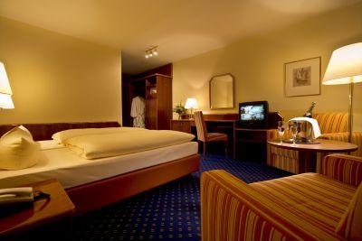 фото отеля Bäder Park Hotel Künzell