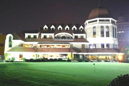 фото отеля Warner International Golf Club Tianjin