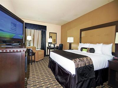 фото отеля La Quinta Inn & Suites Mount Pleasant