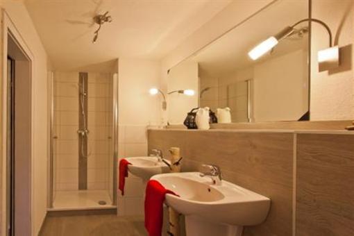 фото отеля Hotel Lindenhof Bad Laasphe