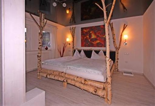 фото отеля Hotel Lindenhof Bad Laasphe