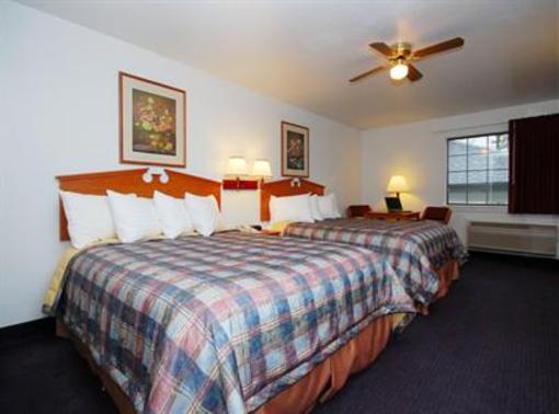 фото отеля BEST WESTERN Pineywoods Inn