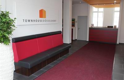 фото отеля Townhouse Dusseldorf