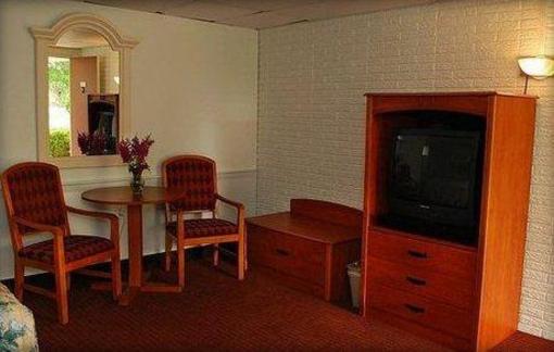 фото отеля Ocean Park Inn Eastham