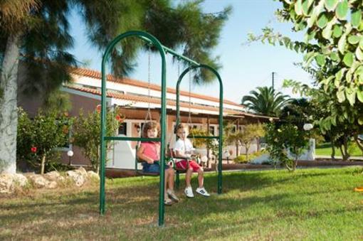 фото отеля Androulakis Apartments Platanias