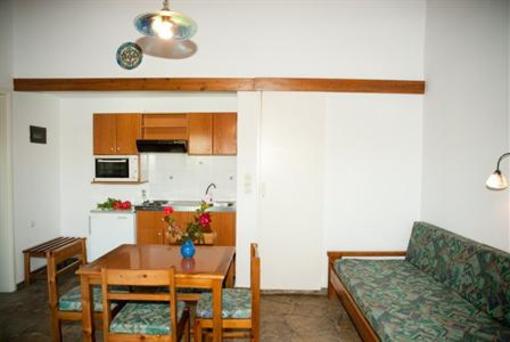 фото отеля Androulakis Apartments Platanias