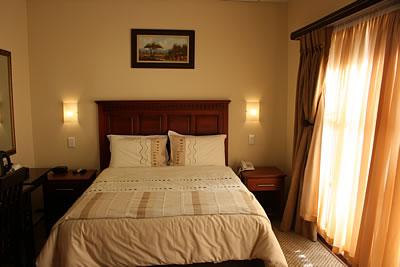 фото отеля Global Village Guest House Nelspruit