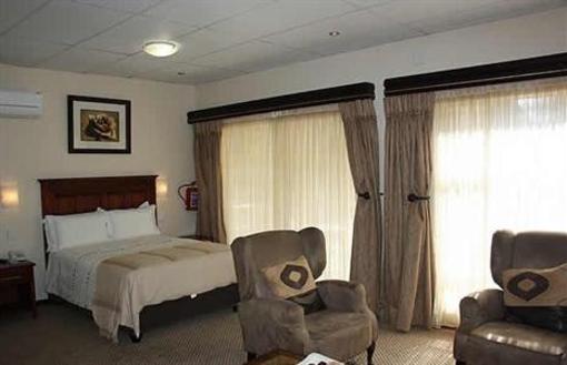 фото отеля Global Village Guest House Nelspruit