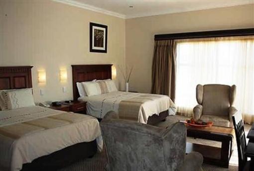 фото отеля Global Village Guest House Nelspruit