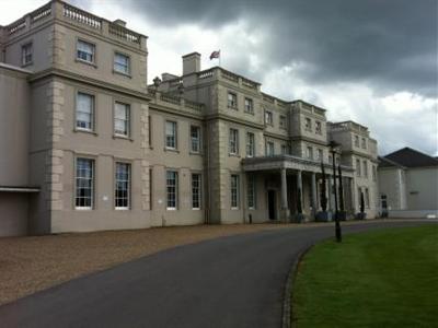 фото отеля De Vere Venues Wokefield Park